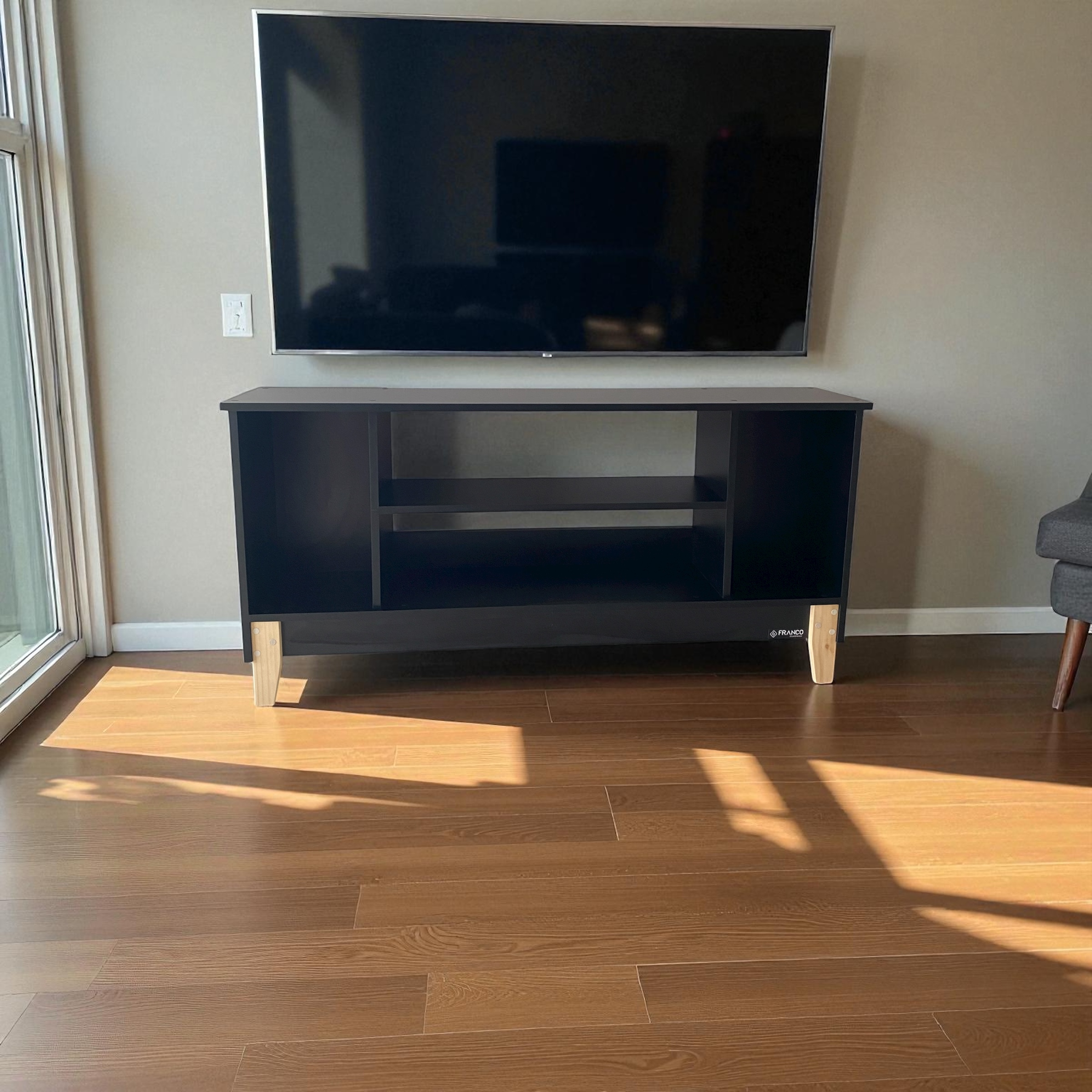 Mueble TV 150L 1E abierto