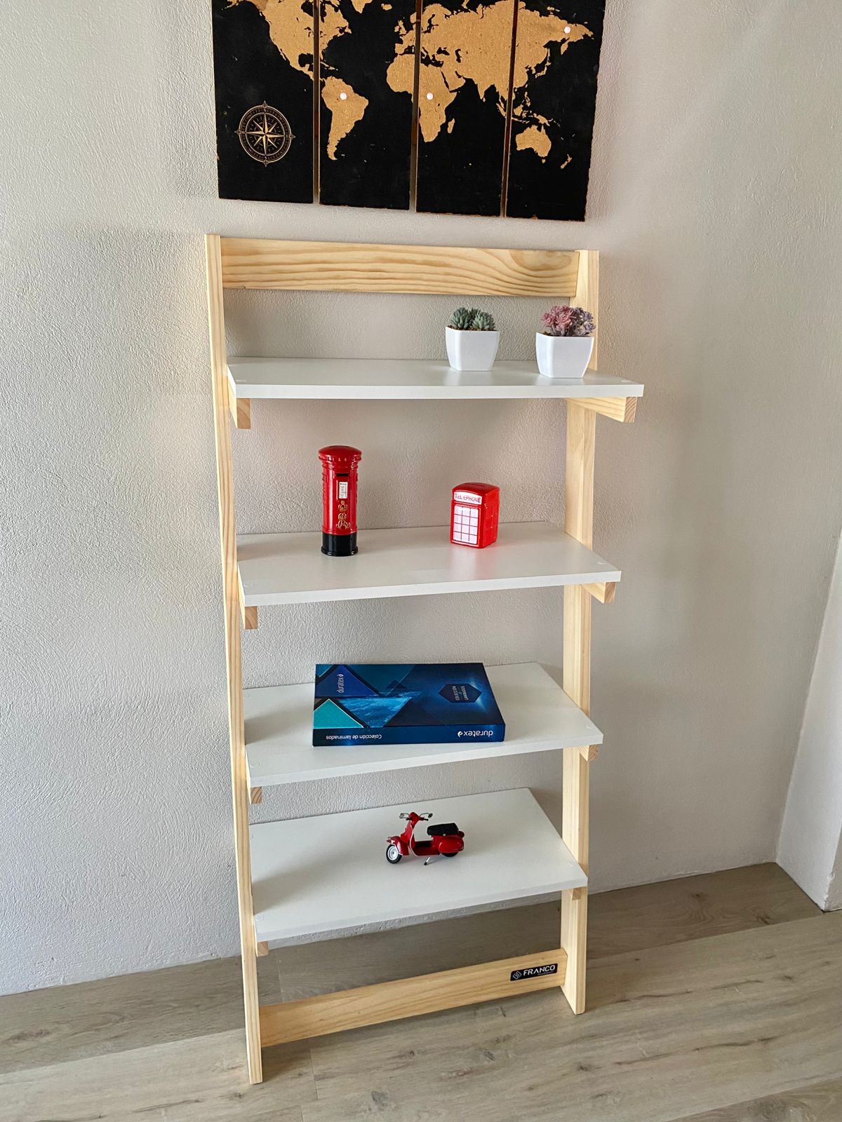 Estanteria Pared 60L 4E abierta