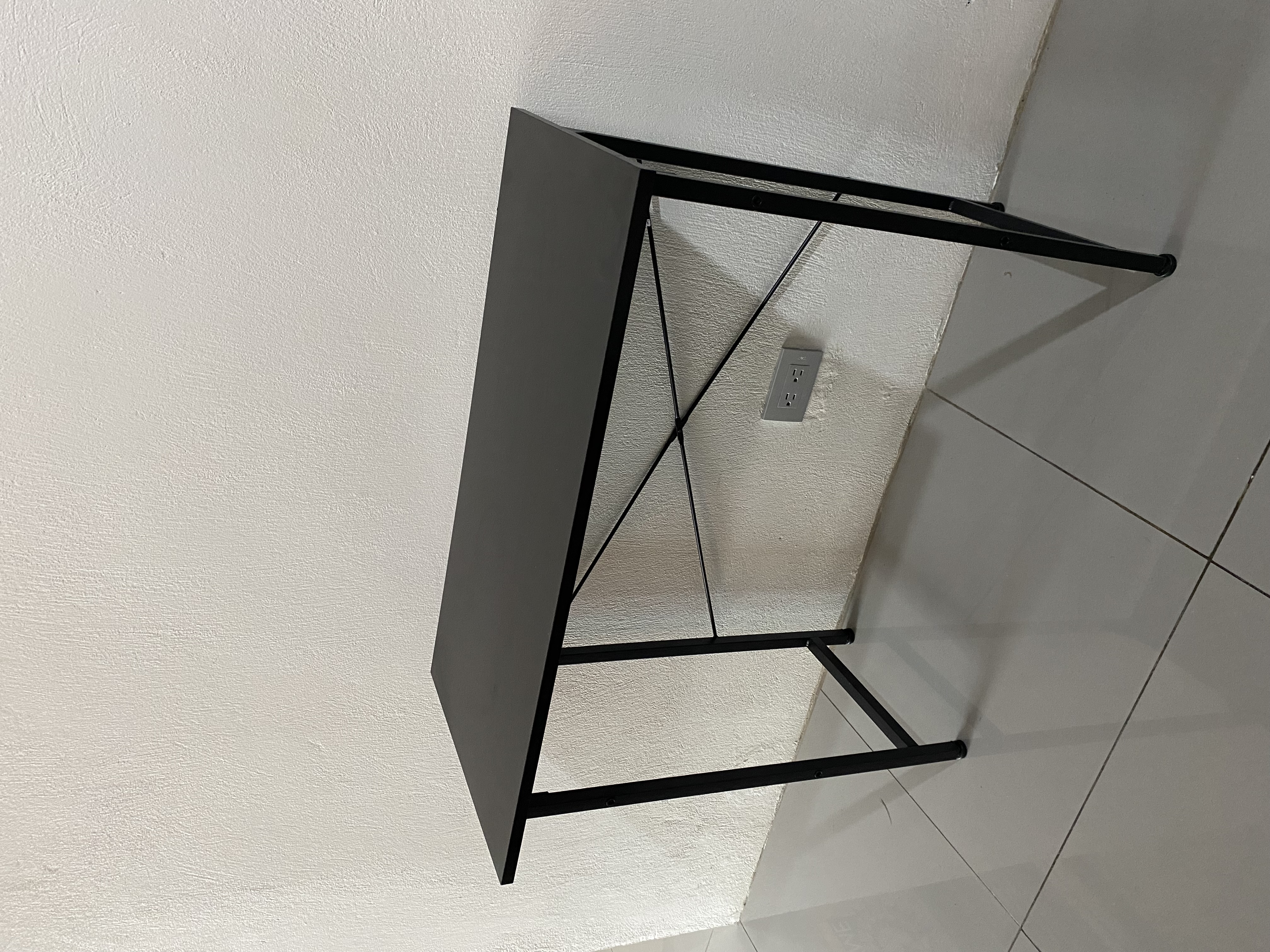 Mesa Eco 80L base metal  - Imagen 2